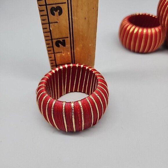 Vintage Red Gold Napkin Rings - Picture 3 of 4